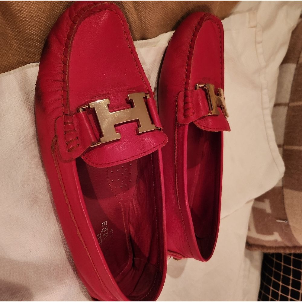 Herms Pink Leather Loafers With H Buckle